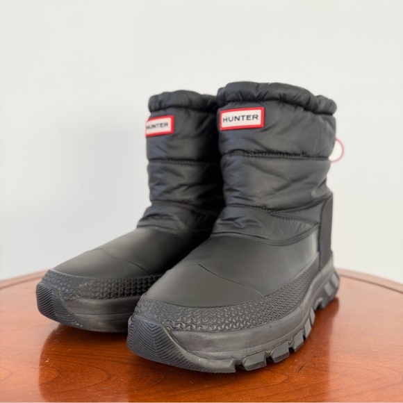 Hunter Intrepid Women’s Black Quilted Snow Boots | US 10 - Picture 4 of 8